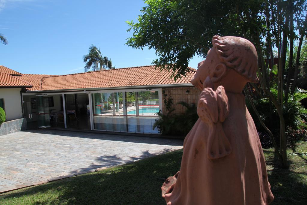 ריבייראו פרטו Pousada Shangrila מראה חיצוני תמונה