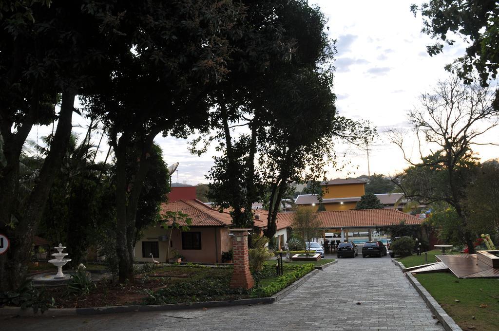 ריבייראו פרטו Pousada Shangrila מראה חיצוני תמונה