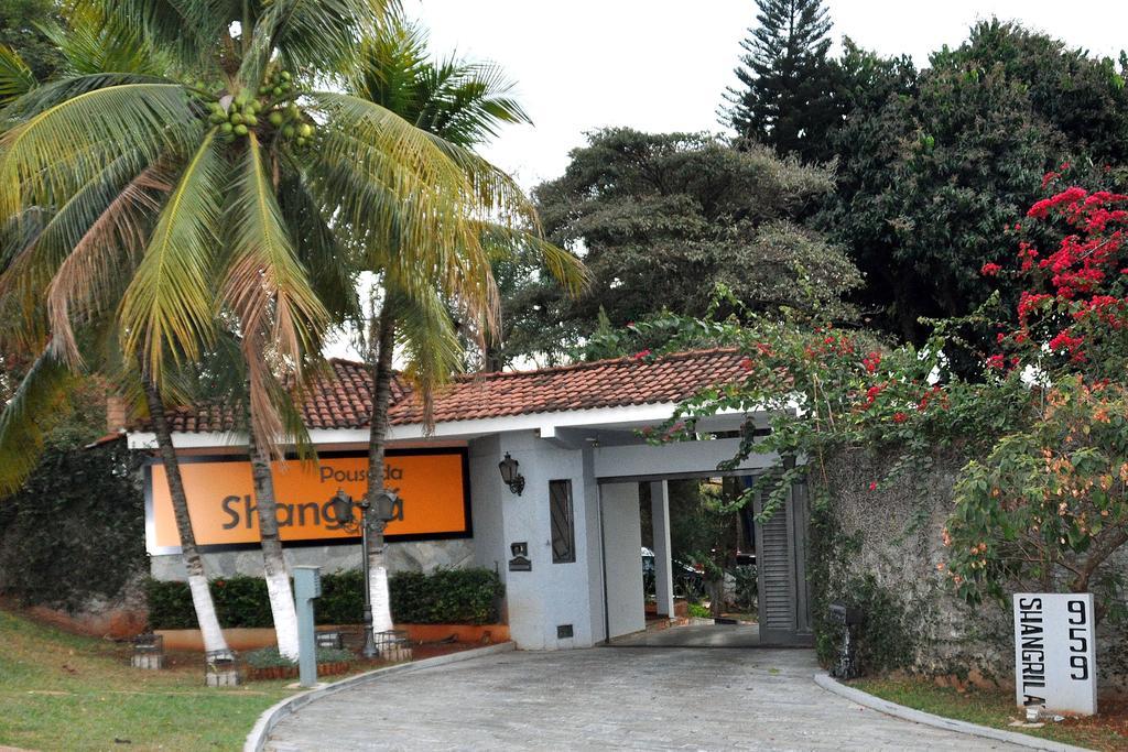 ריבייראו פרטו Pousada Shangrila מראה חיצוני תמונה